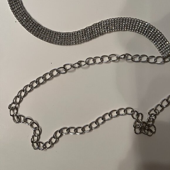 Rhinestone Chain Belt – Adjustable Silver Statement Accessory ✨ - Picture 5 of 14